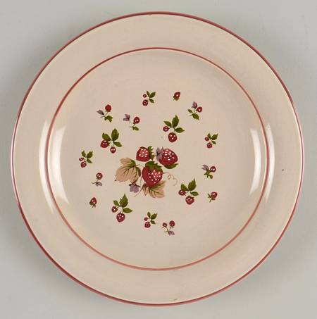 It's the Berries Salad Plate