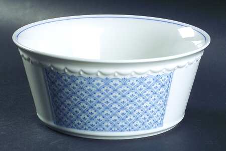 Anna Pavona 7" Round Vegetable Bowl