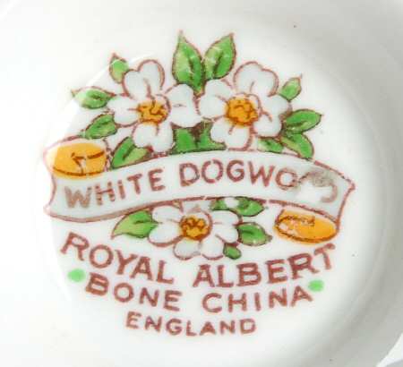 White Dogwood (Solid Gold Trim Footed Cup