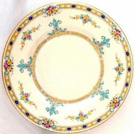 H3044 by Royal Doulton
