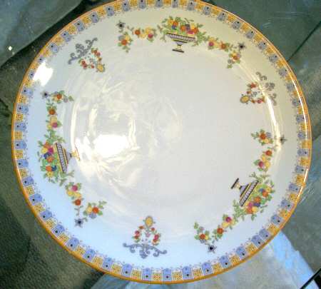 RD289 by Royal Doulton