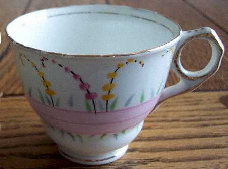 7165 (Pink) Footed Cup
