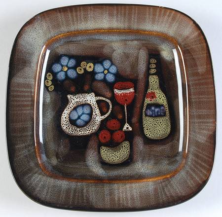 Wine & Cheese Square Dessert Plate