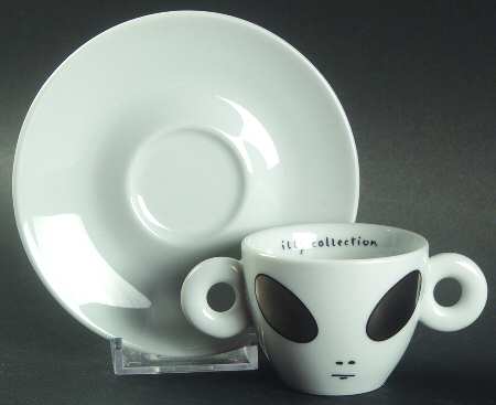 Illy Collection 2001 David Byrne Aliens Flat Demitasse Cup & Saucer Set