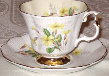 Flower of the Month Series Footed Cup & Saucer Set