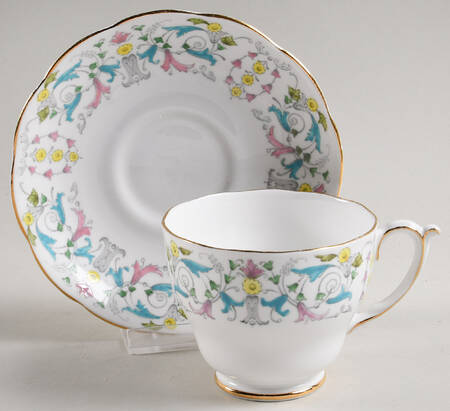 Ravenna Flat Cup & Saucer Set