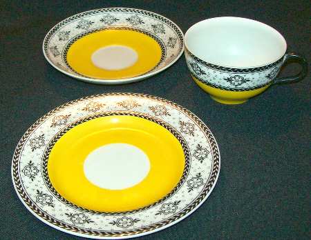 C936 Flat Cup & Saucer Set