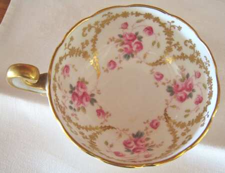 Z9580 Footed Cup