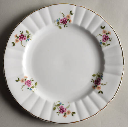 1392 Salad Plate