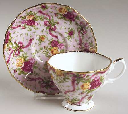 Old Country Roses (Pink Chintz) Footed Cup & Saucer Set