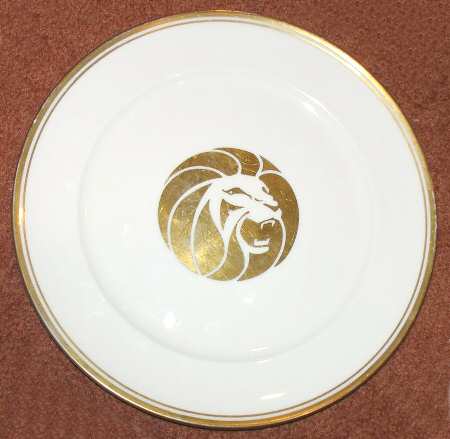 RD298 by Royal Doulton