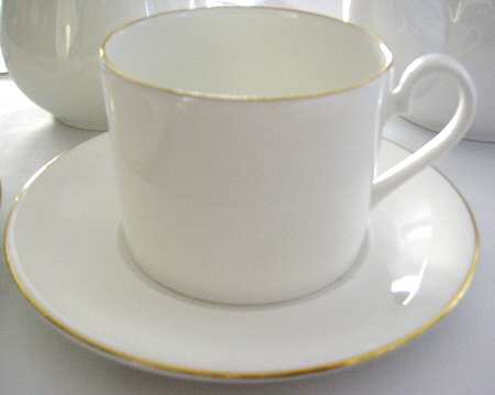 RIA78 Flat Cup & Saucer Set
