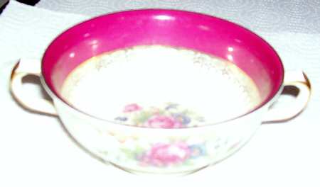 ROI143 Footed Cream Soup Bowl