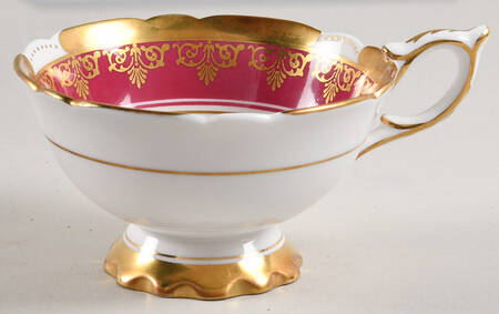 Poinsettia Footed Cup