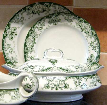 Audley Oval Covered Vegetable