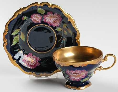 R2061 Footed Cup & Saucer Set