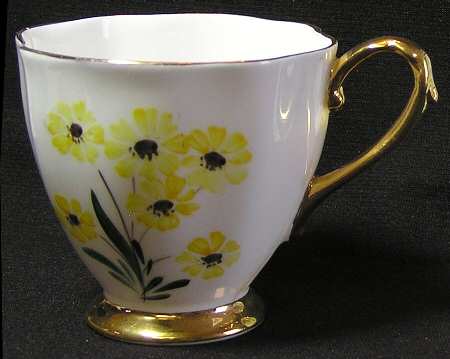 2148 Footed Cup