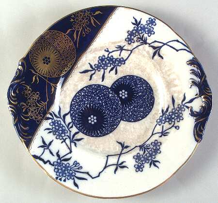 10015 by Royal Doulton