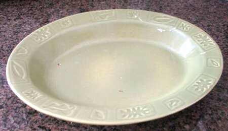 RNC2 Green 14" Oval Serving Platter