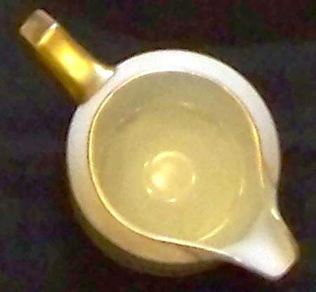 R2082 Creamer
