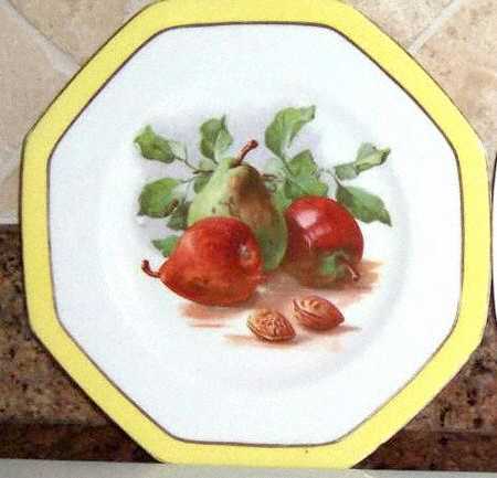 H943 by Royal Doulton