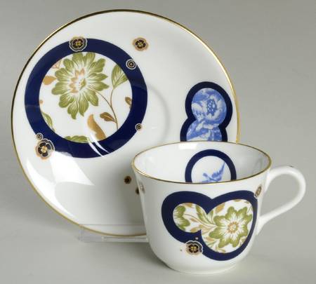 Hachi Flat Cup & Saucer Set