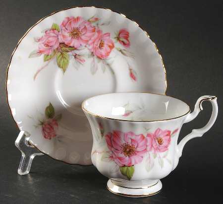 Festival Fanfare Footed Cup & Saucer Set