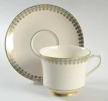Danbury Footed Cup & Saucer Set