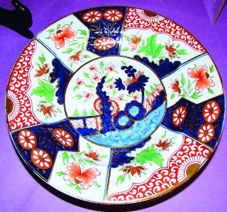 RCD136 by Royal Crown Derby