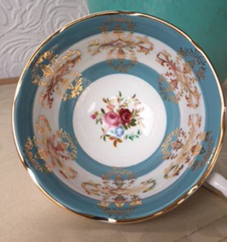 9259 Footed Cup & Saucer Set