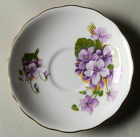 7572 Saucer
