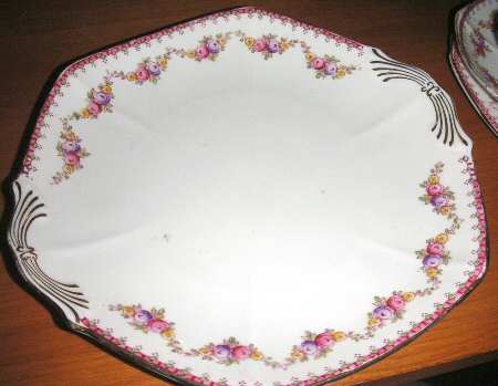 ROA240 Handled Cake Plate
