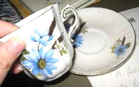 1927E Flat Cup & Saucer Set