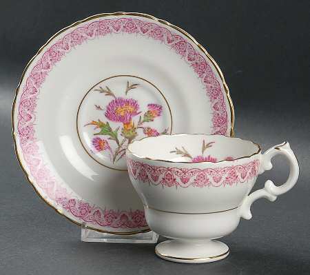 V9830 Footed Cup & Saucer Set