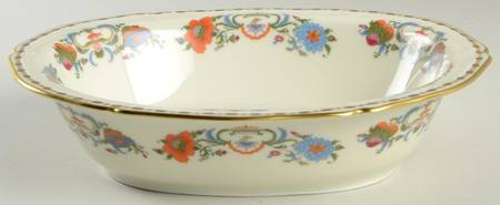 Vieux Chine (Chambord, Ivory) 9" Oval Vegetable Bowl