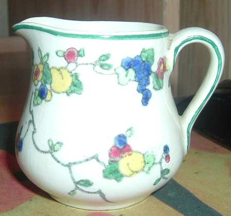D4740 by Royal Doulton