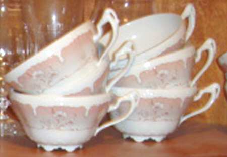 2882 Footed Cup