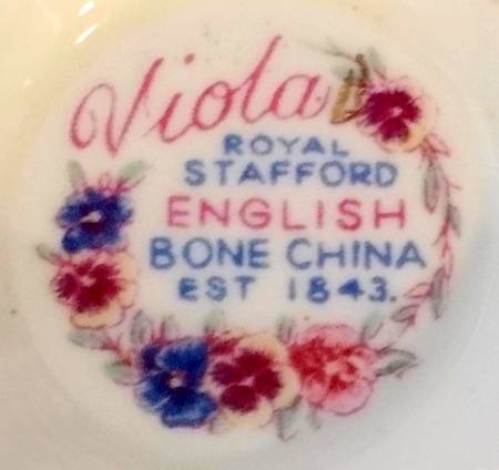 Viola Footed Cup & Saucer Set