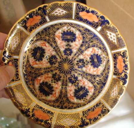 9021 by Royal Crown Derby