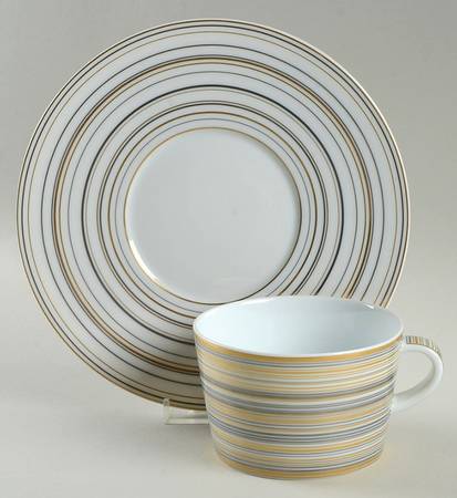 Attraction Gold and Platinum Flat Cup & Saucer Set