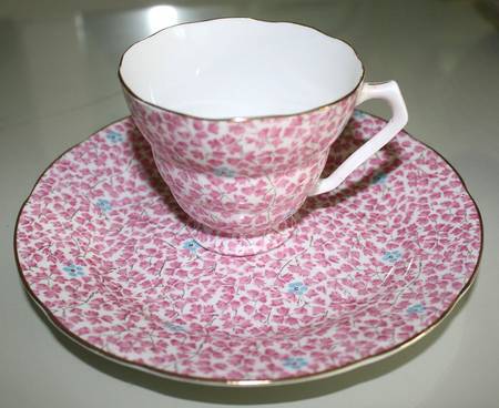 8325A Footed Cup