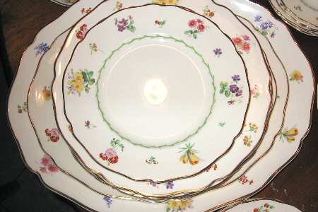 D5541 11" Oval Serving Platter