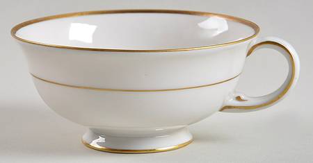 ROB428 Footed Cup by Royal Bayreuth