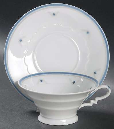 R2132 Footed Cup & Saucer Set