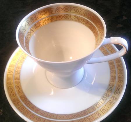 R2136 Footed Cup & Saucer Set