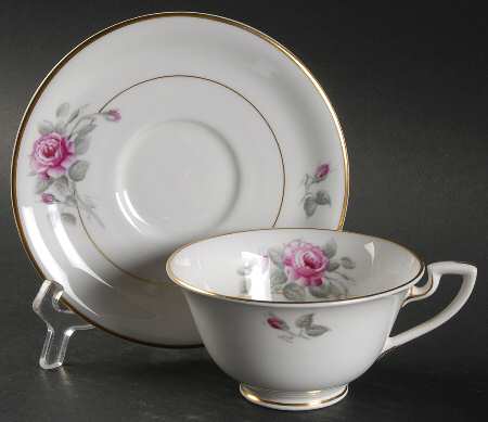 Worcester Rose (Z2237-4, Pink Rose) Footed Cup & Saucer Set