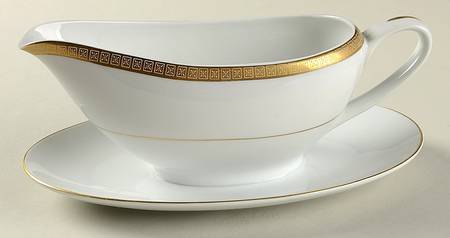 2303R Gravy Boat with Attached Underplate