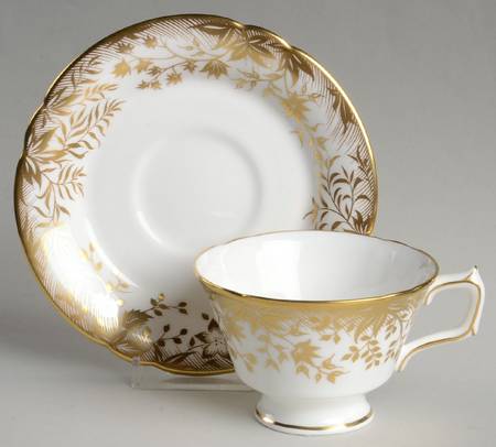 Arboretum Gold Footed Cup & Saucer Set