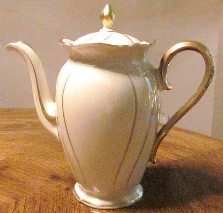R2138 Coffee Pot & Lid