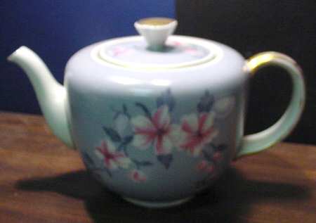 ROT292 Teapot & Lid